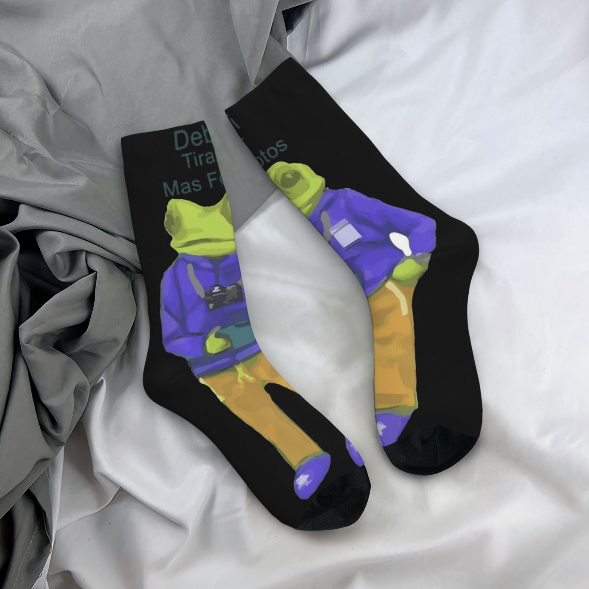 Men Accessories Ideas - Bad Bunny DTMF 앨범 2025 Debi