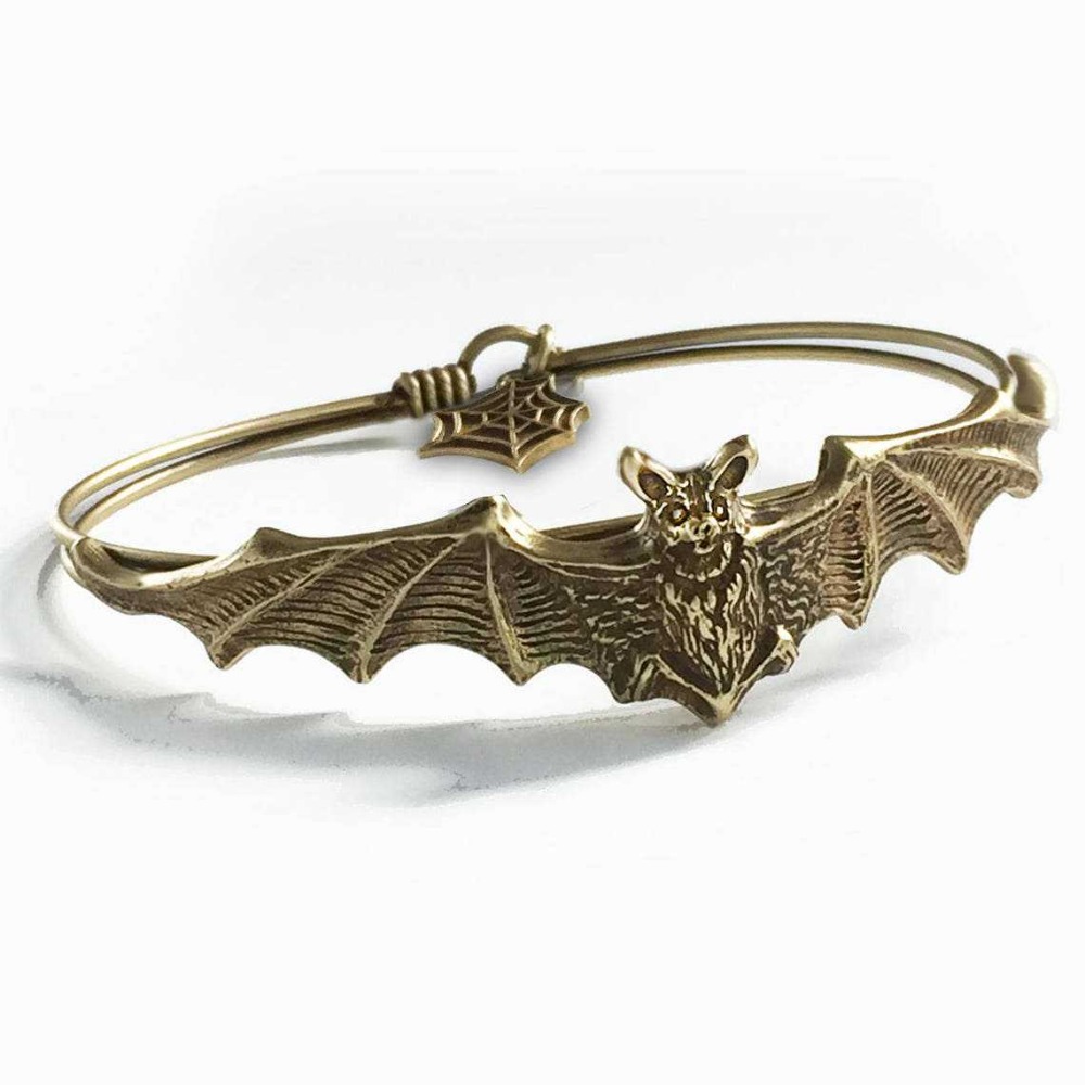 고딕 펑크 슬리버 컬러 뱀파이어 박쥐 펼쳐진 날개 여성 - Men'S Vampire Accessories 리뷰 및 가격
